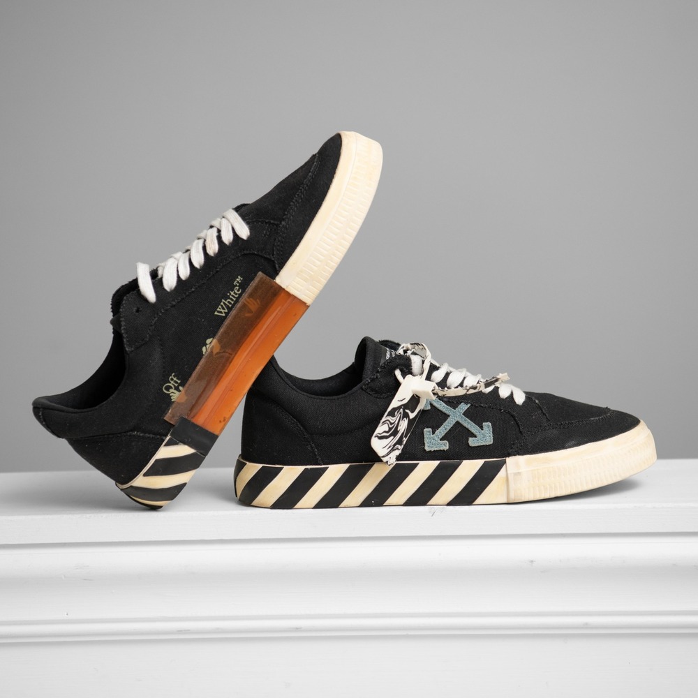 Off-White Low Vulcanized Canvas Sneakers Designer Urban Streetwear Minimalist